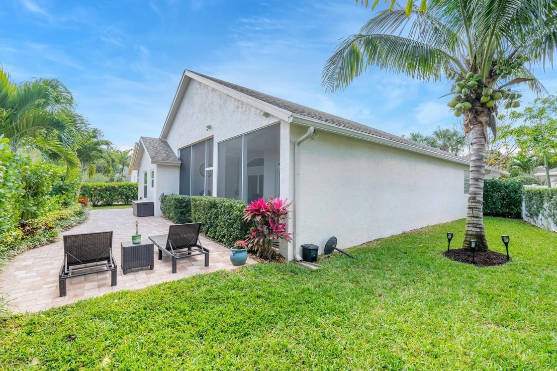 Photo of 272 Clocktower Drive
