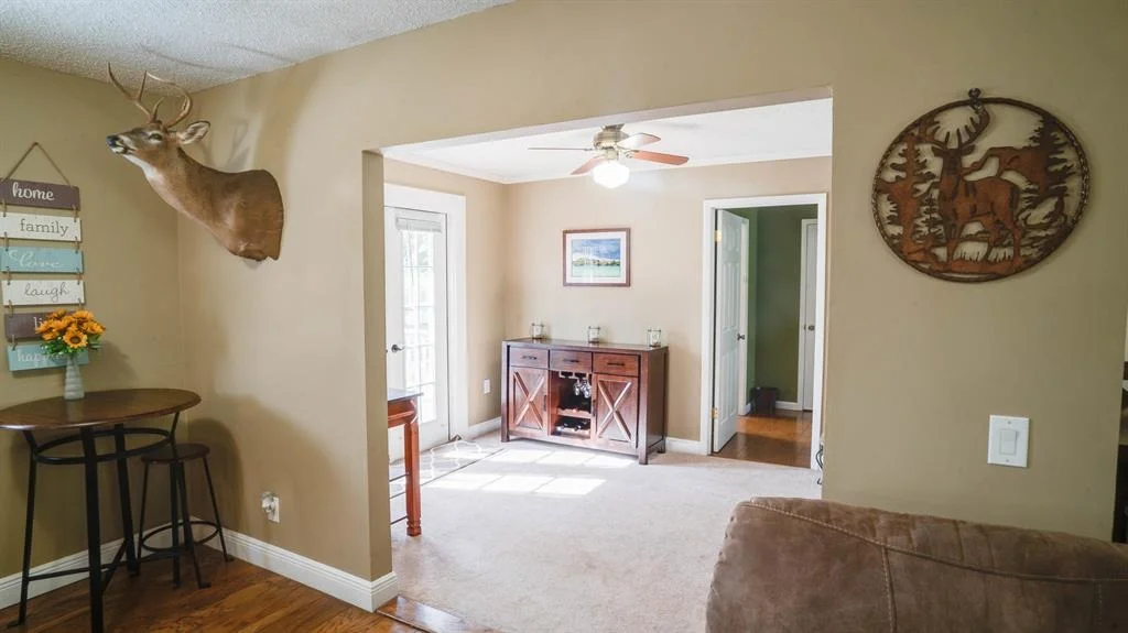 Photo of 10889 157th Street N