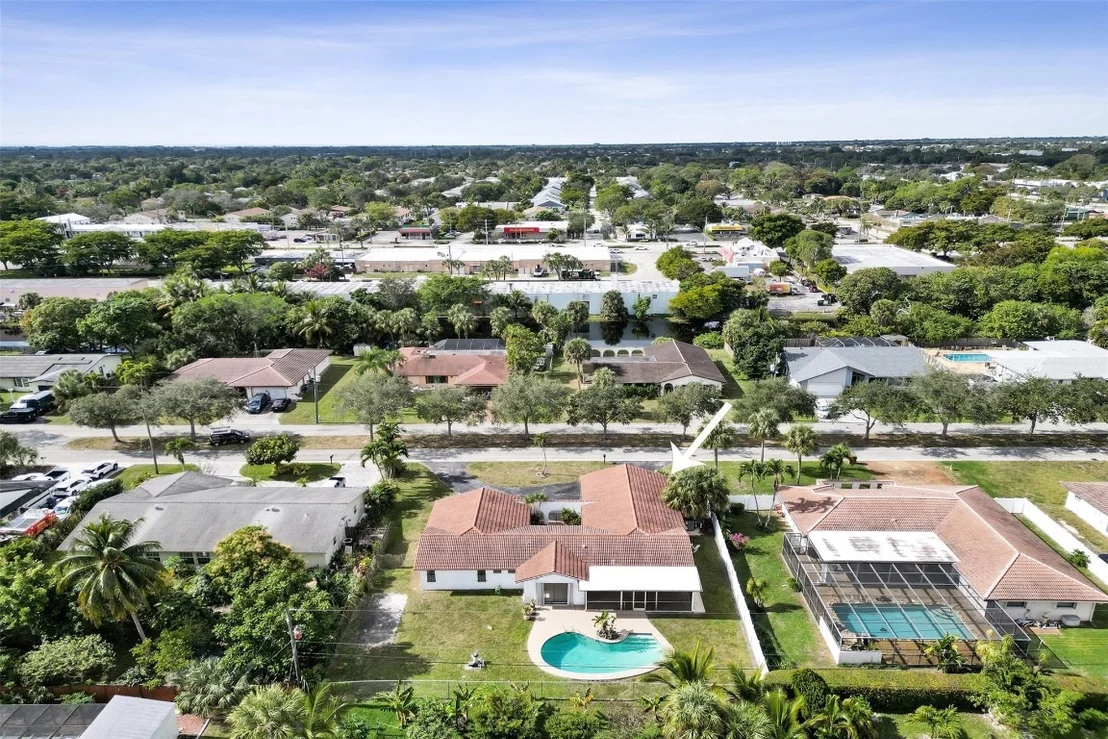 Photo of 65 W Palm Drive