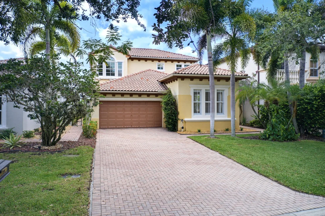 Photo of 6679 NW 128TH Way