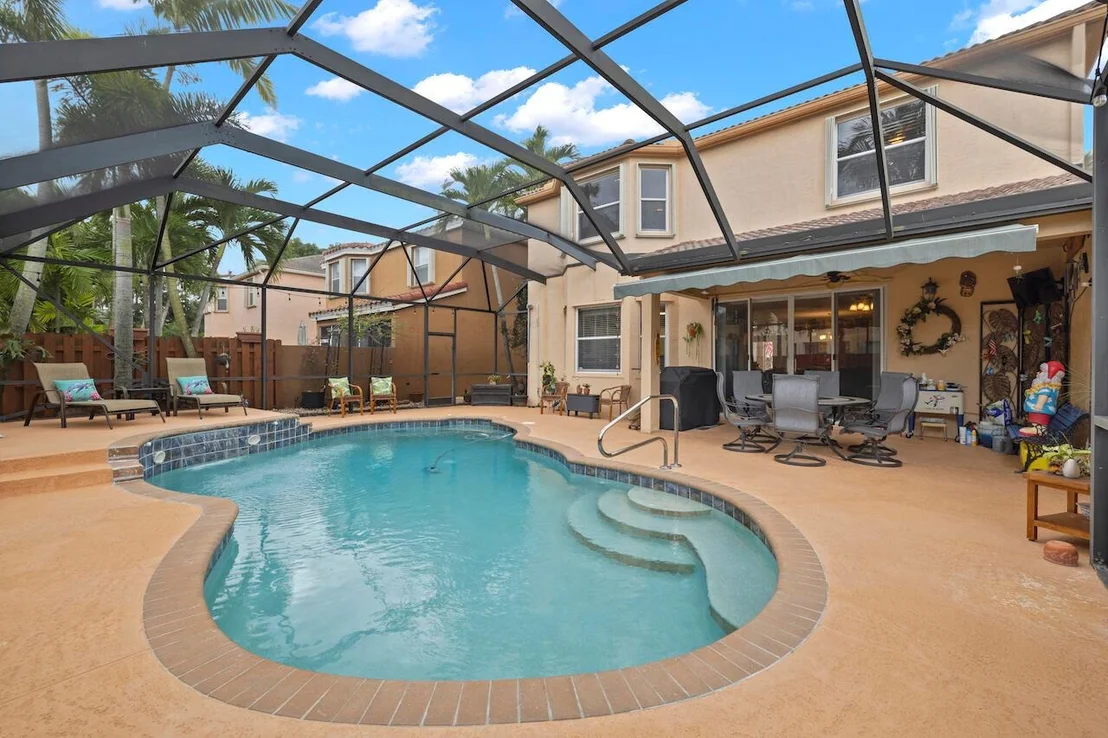 Photo of 6089 Oak Bluff Way