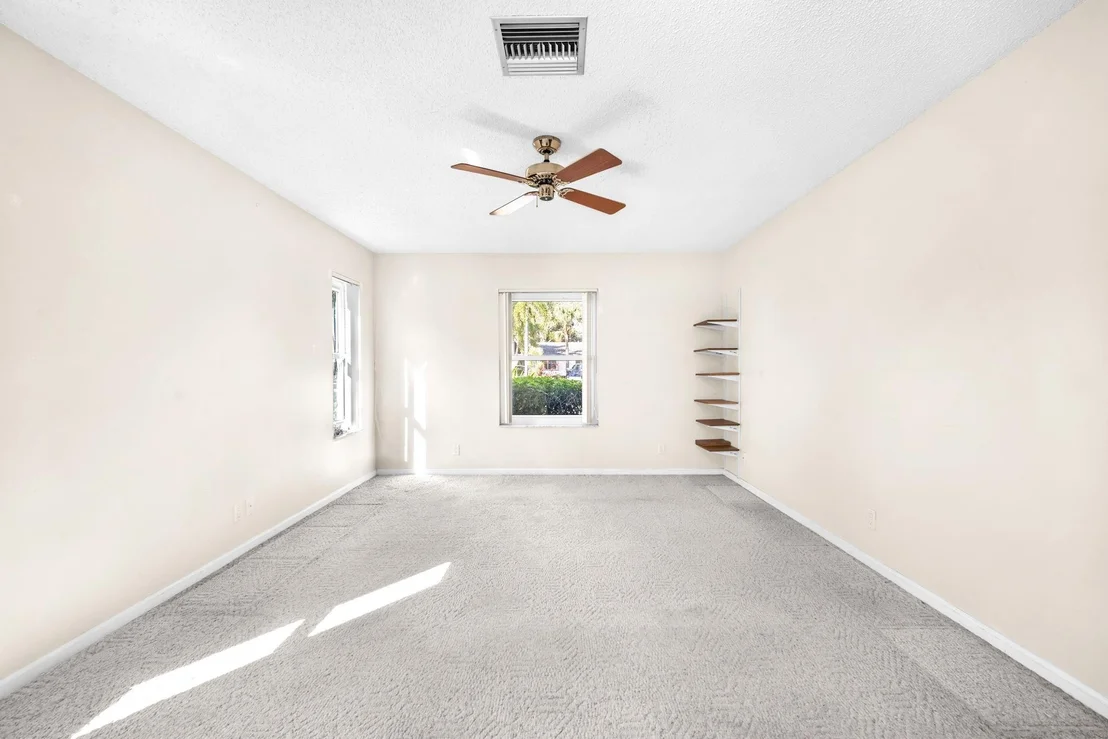 Photo of 5054 Beechwood Road