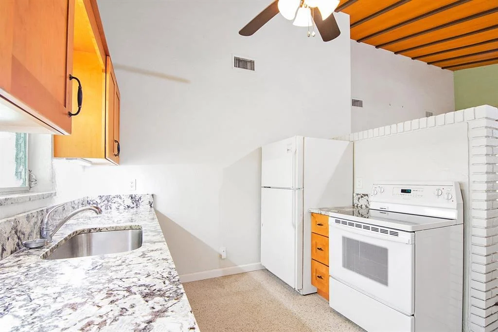 Photo of 421 6th Street