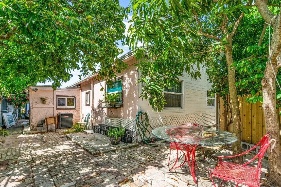 Photo of 1501 Suwanee Drive