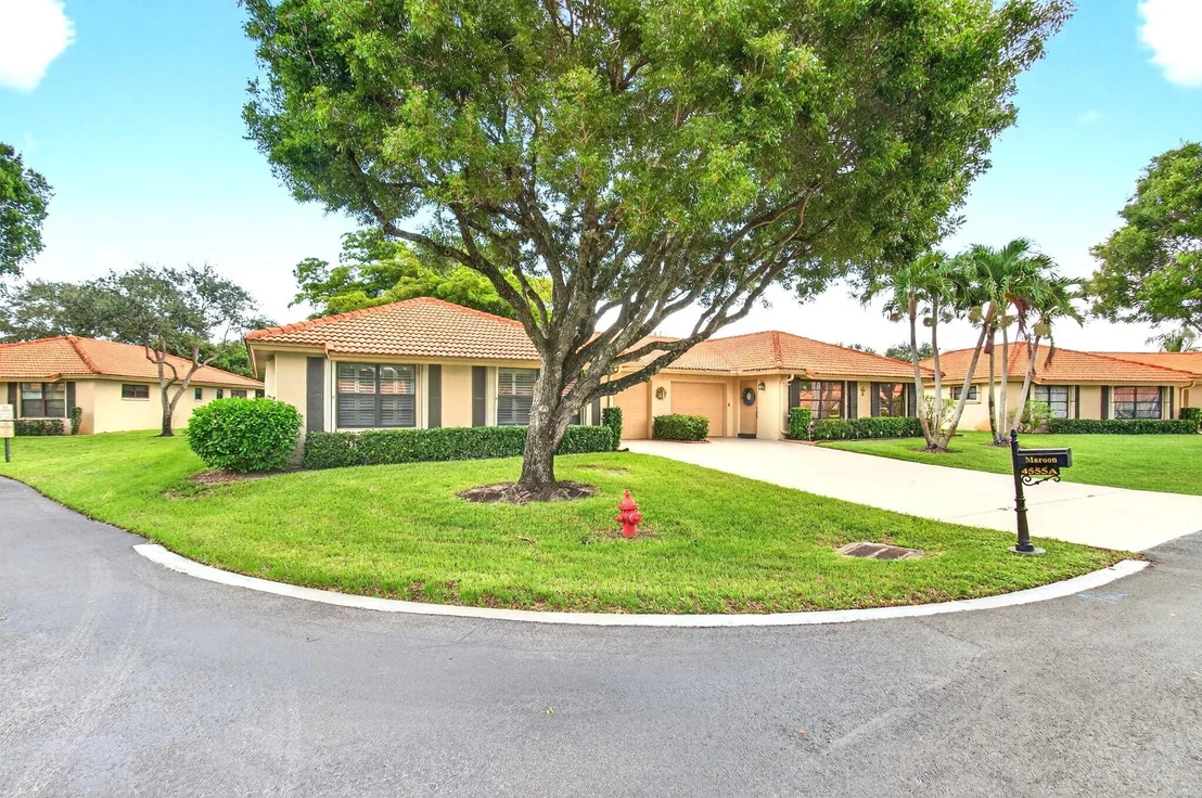 Photo of Unit A at 4555 Apple Tree Circle