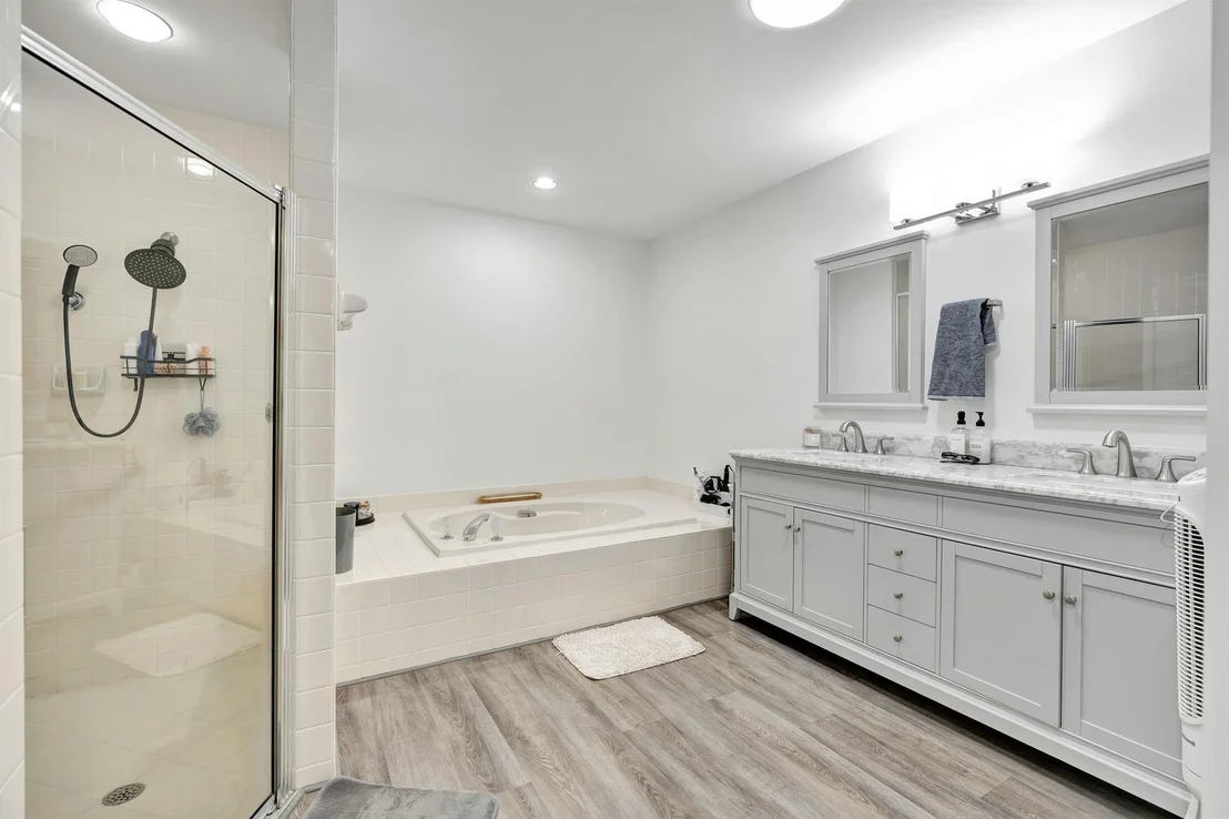 Photo of 310 Leeward Drive
