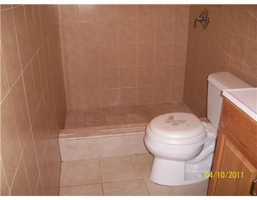 Photo of 5892 Albert Road