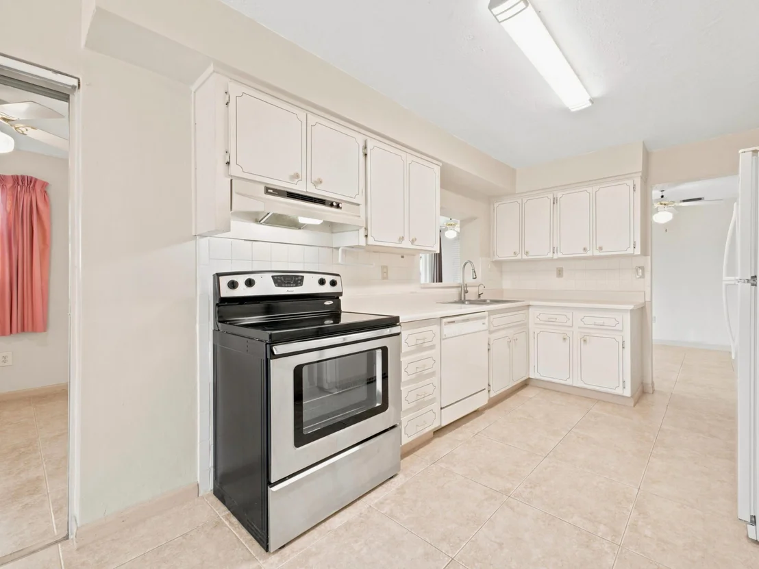 Photo of 8400 Sunset Strip