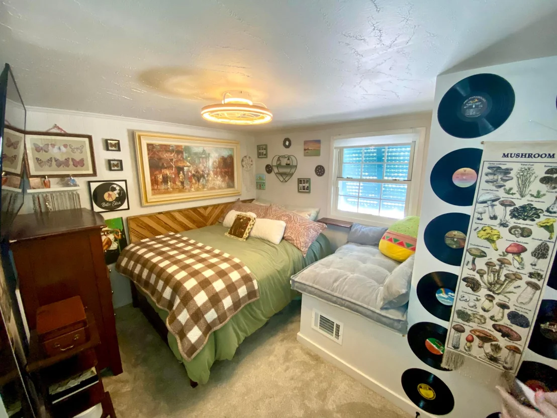 Photo of 353 Pine Tree Road