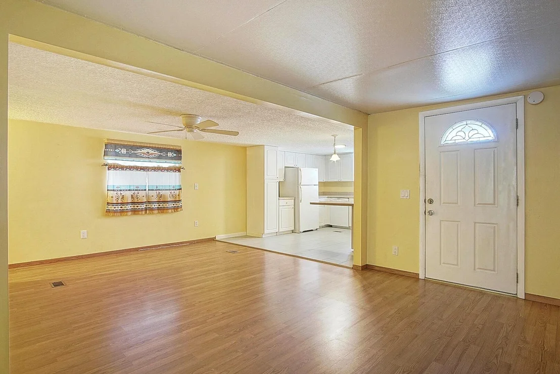 Photo of 609 Garden View