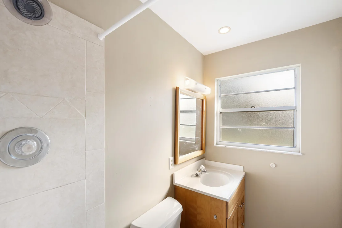 Photo of 1340 SE Sandpiper Lane