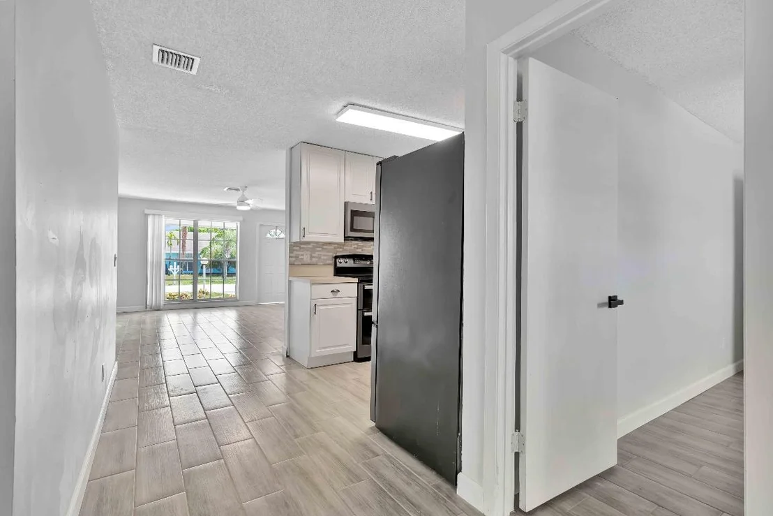 Photo of 4368 SE Hamilton Lane