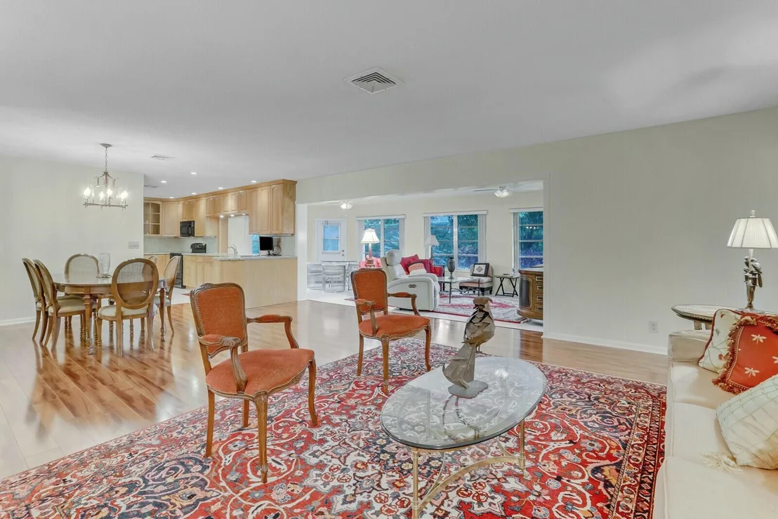 Photo of 501 Forestview Drive