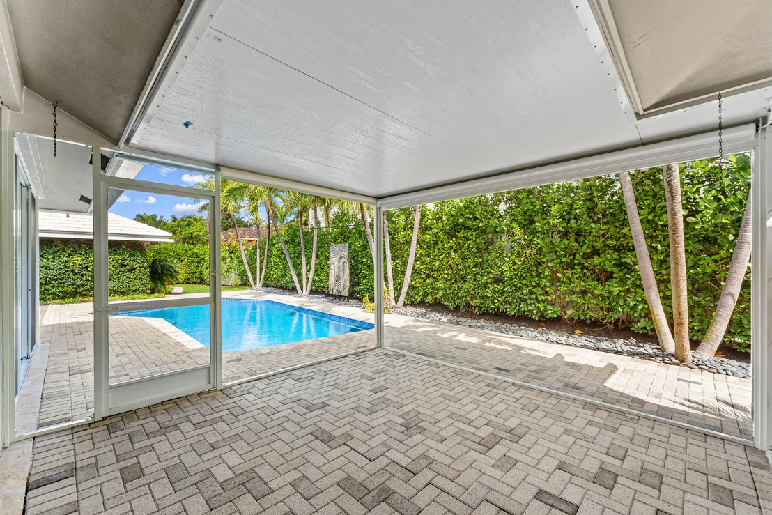 Photo of 947 Seasage Drive