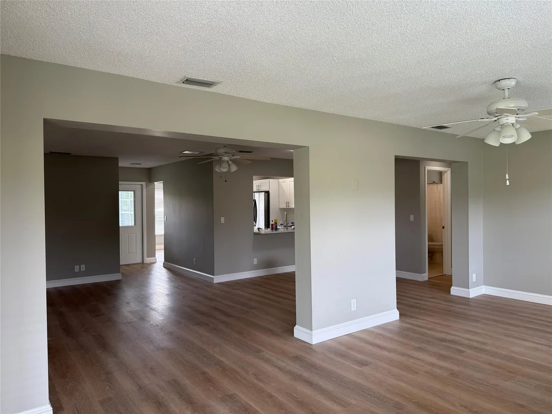 Photo of 6111 Rainbow Circle