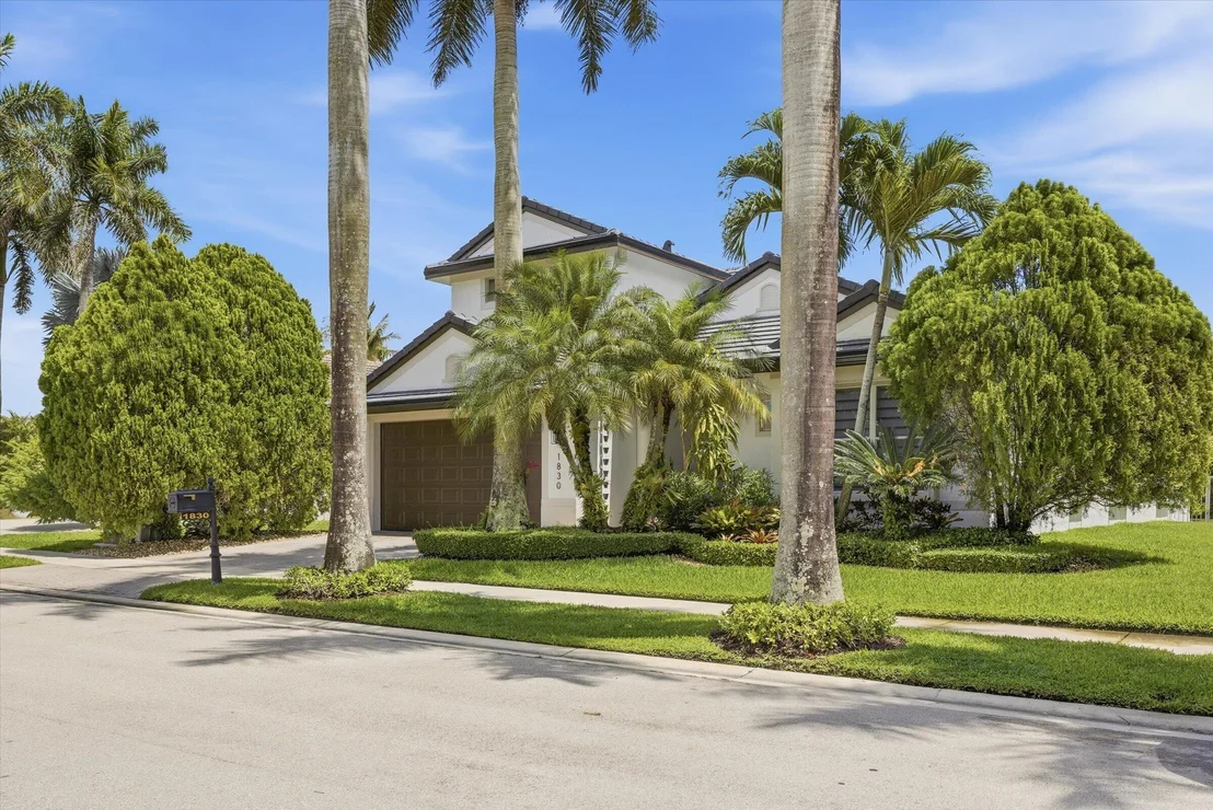 Photo of 1830 Harbor View Circle
