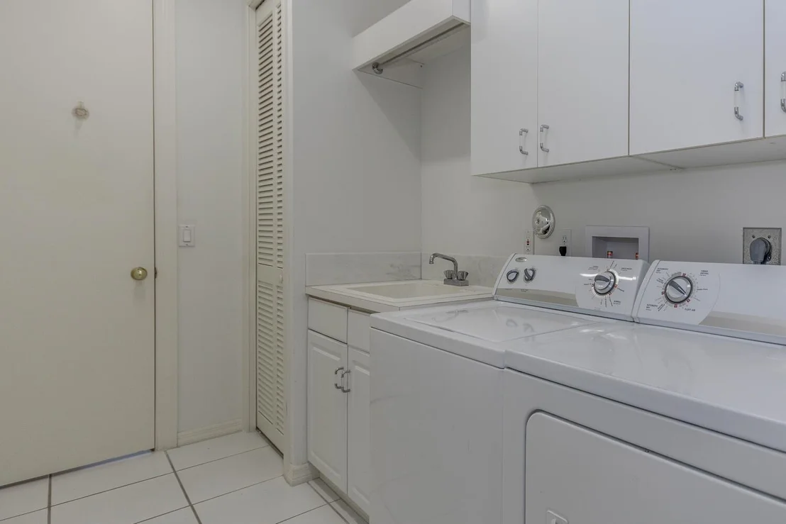 Photo of 8225 Desmond Drive