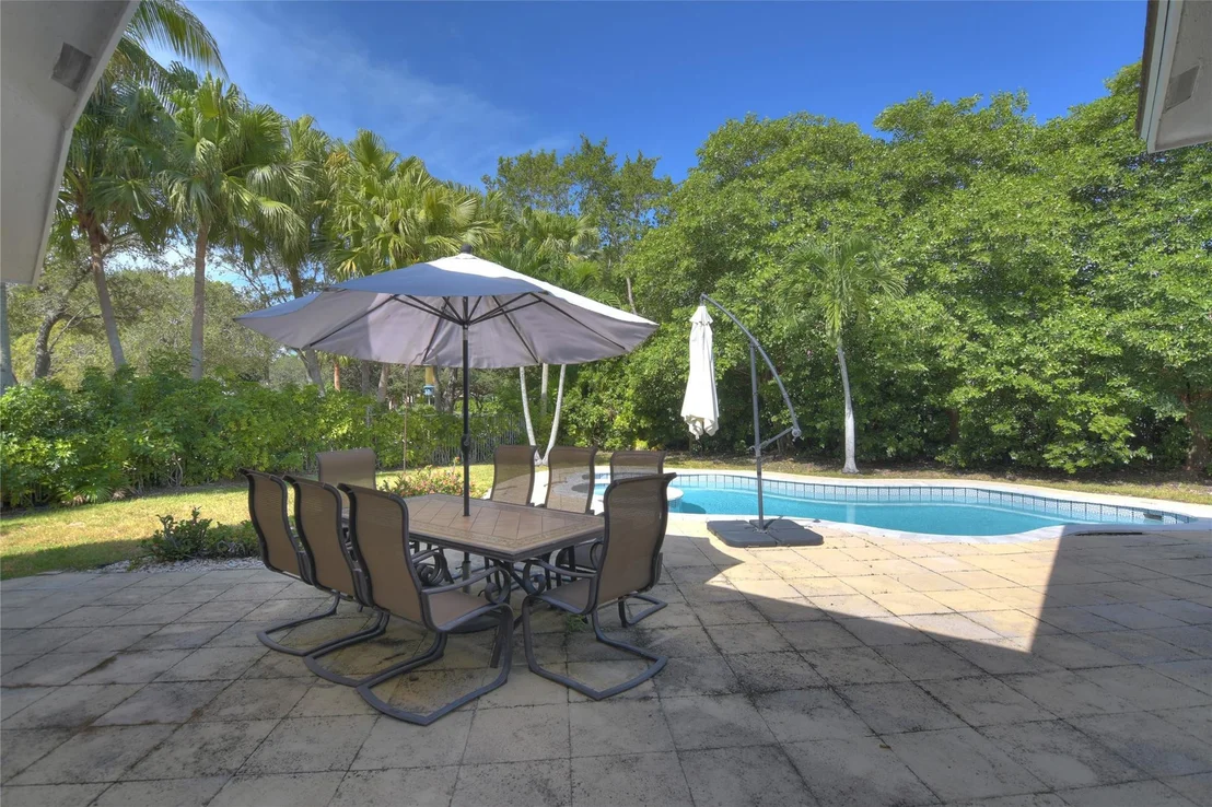 Photo of 1125 Waterside Circle