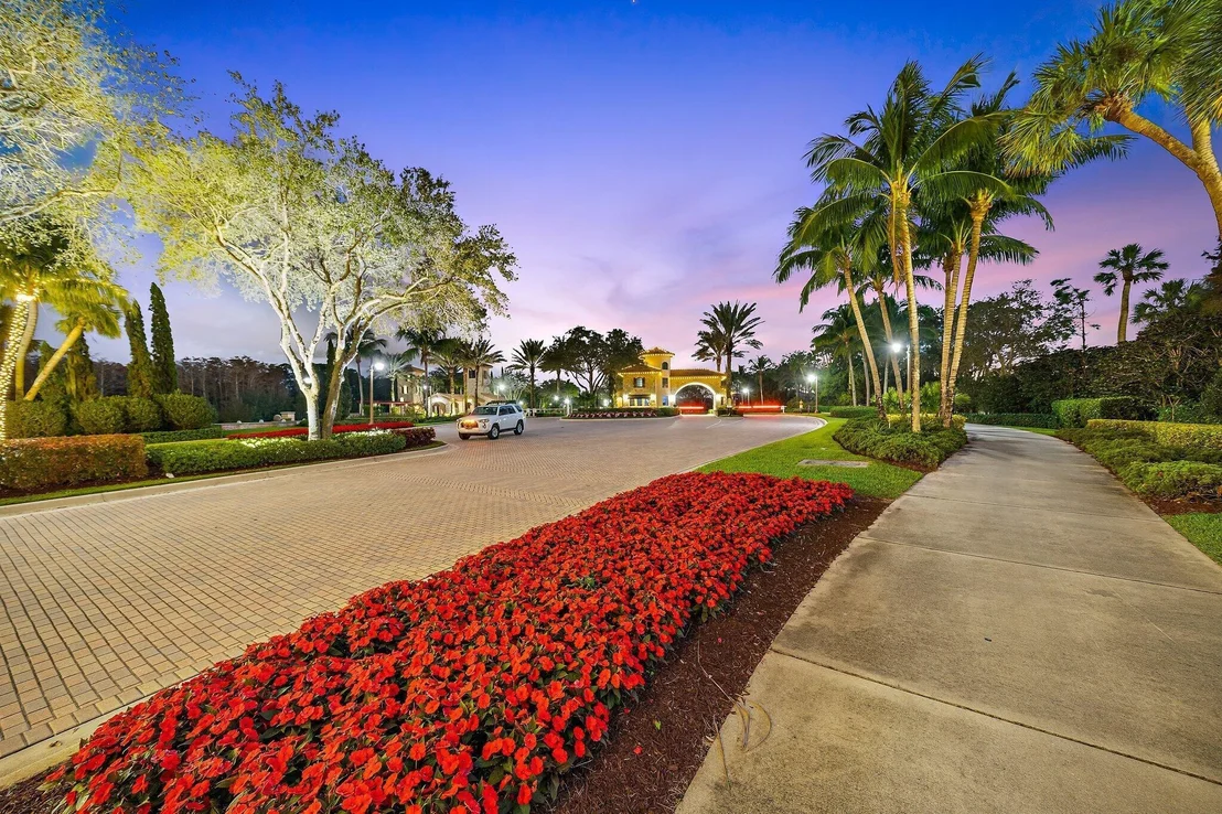 Photo of 296 Carina Drive