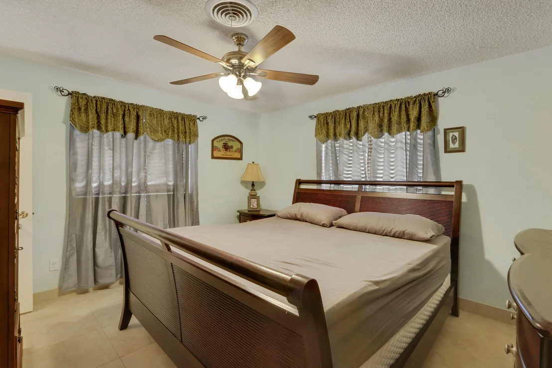 Photo of 1034 Coral Drive
