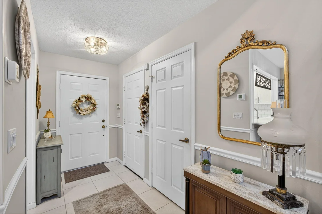 Photo of Unit 7 at 479 Tequesta Drive