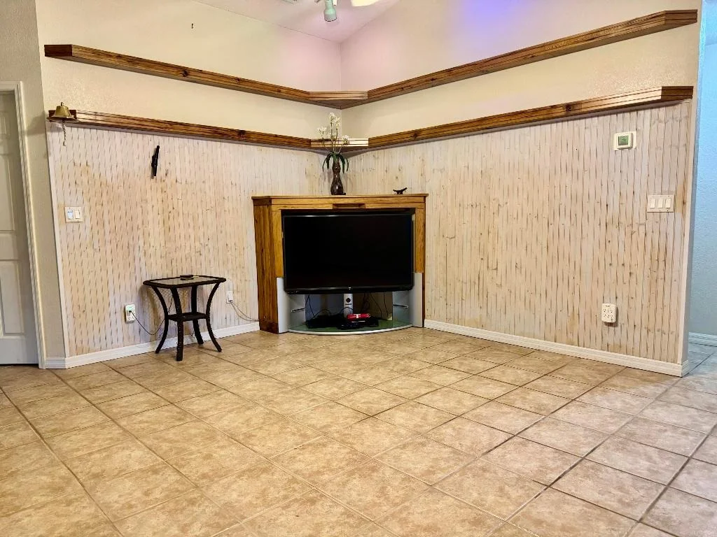 Photo of 2501 SE 6th Avenue