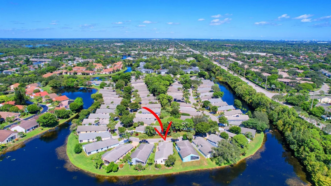 Photo of 120 Harbor Lake Circle