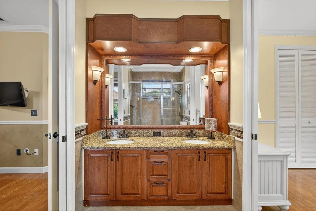 Photo of 125 Renaissance Circle