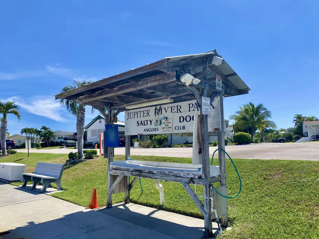 Photo of 400 N A1a 122