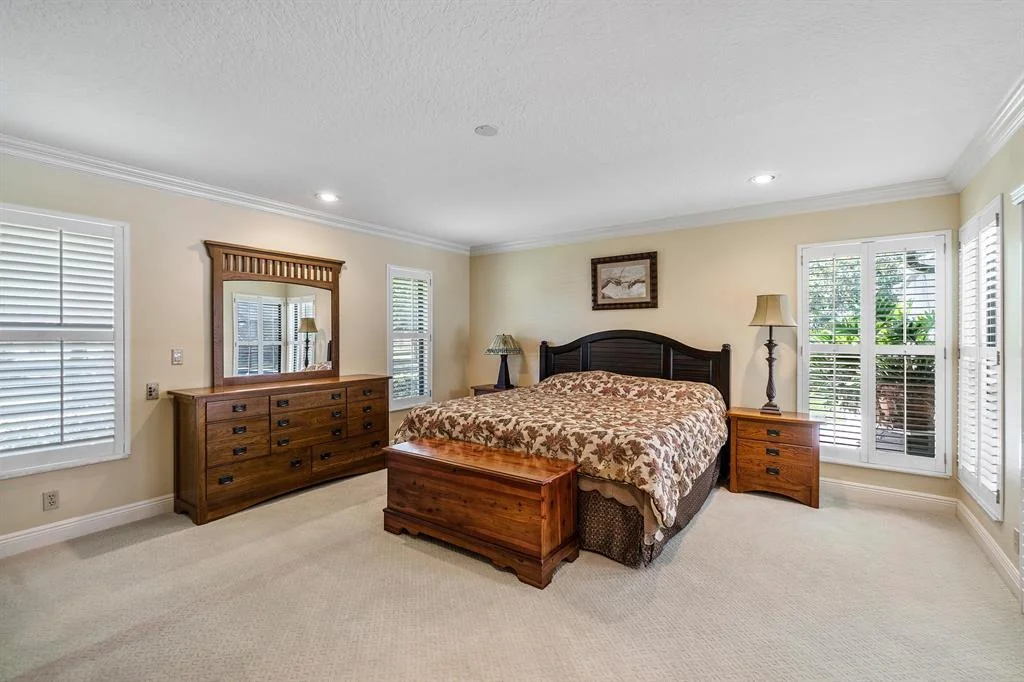 Photo of 13840 Greentree Trail