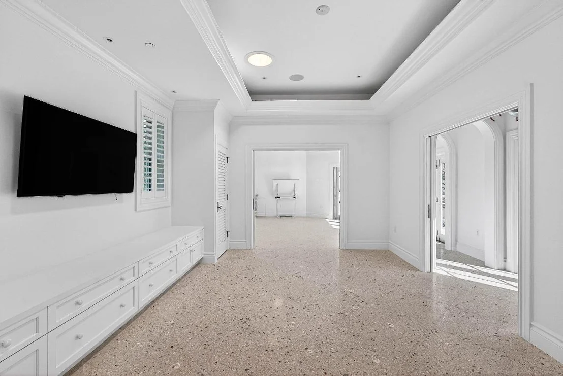Photo of 720 N Ocean Boulevard