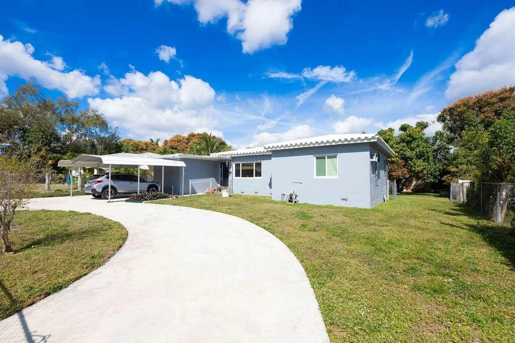 Photo of 331 NW 145th Street