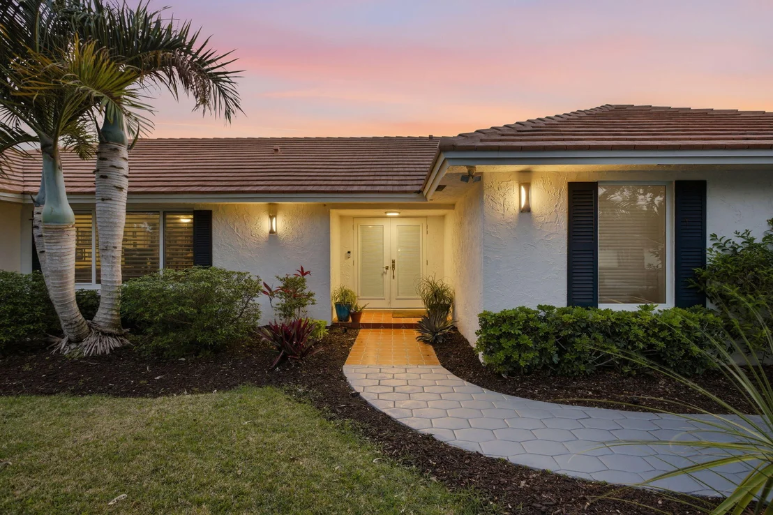 Photo of 2001 Embassy Drive