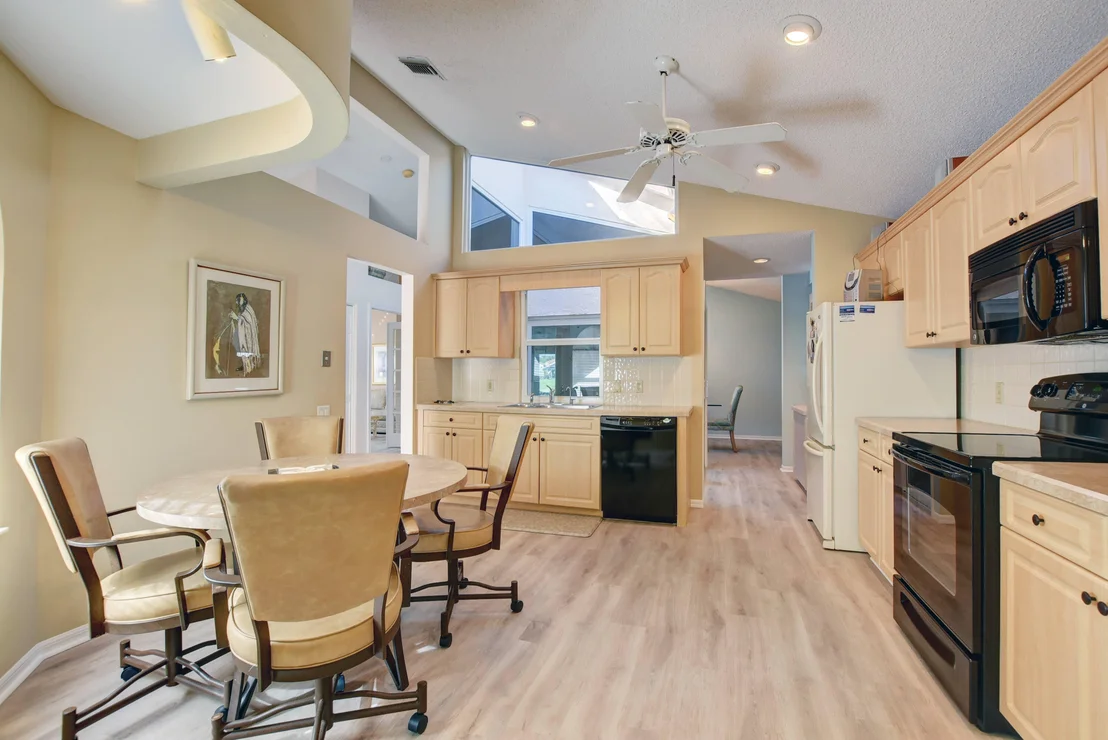 Photo of 6091 Bay Isles Drive