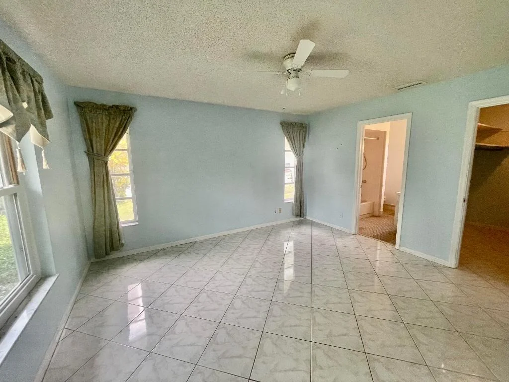Photo of 4199 Robert Street