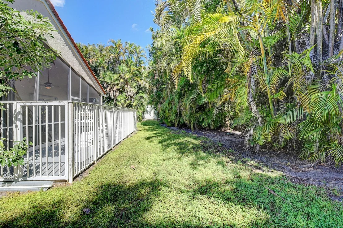 Photo of 10363 Utopia Circle E