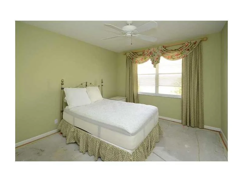 Photo of 3779 Oak Ridge Circle