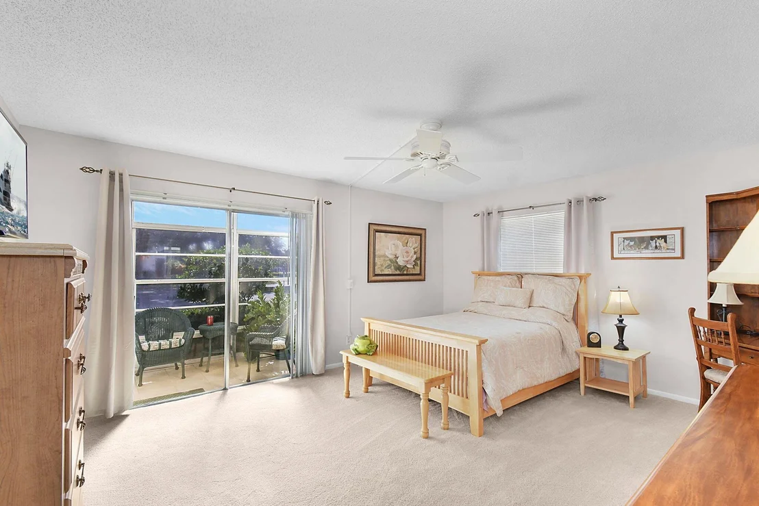 Photo of Unit W5 at 2600 SE Ocean Boulevard