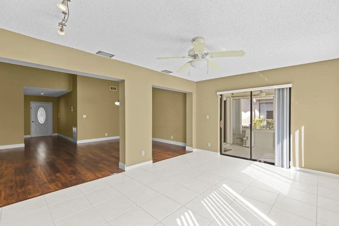 Photo of 7974 Cloverfield Circle