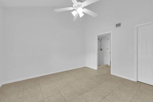 Photo of Unit A at 426 N Cypress Drive