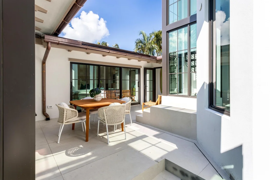 Photo of 1125 Harbor Drive
