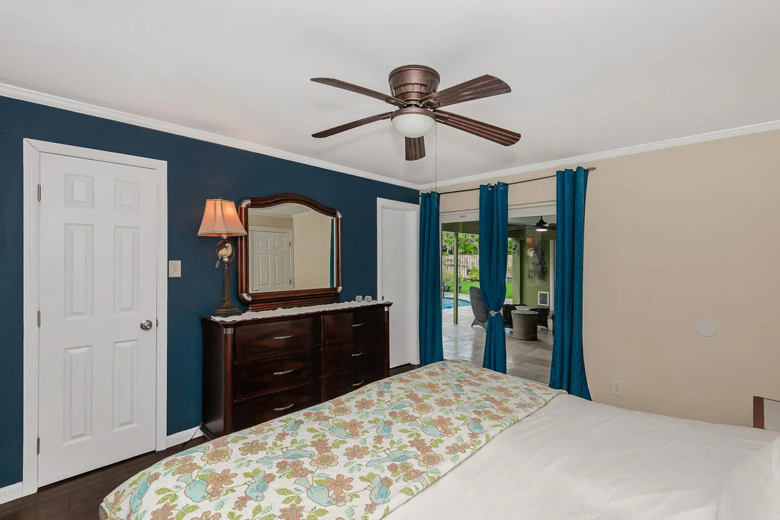 Photo of 6912 NW 5TH Place