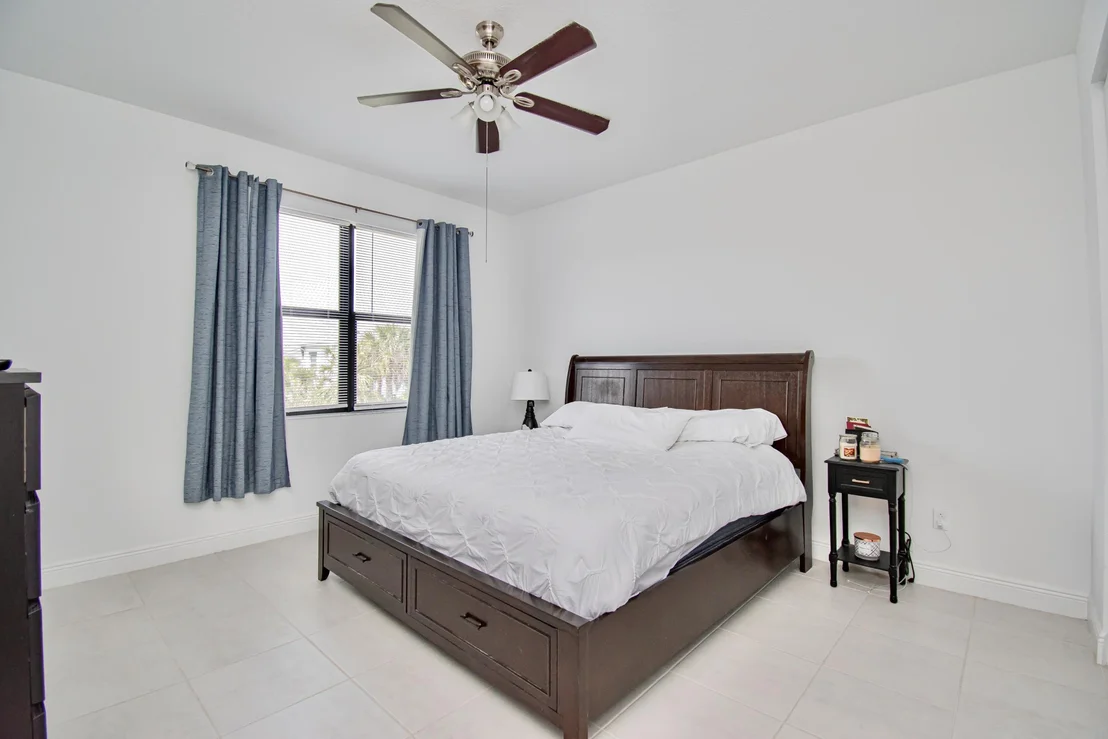 Photo of 16420 Sandy Shore Drive