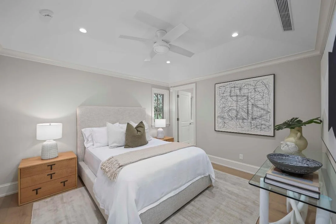 Photo of 433 Antigua Lane