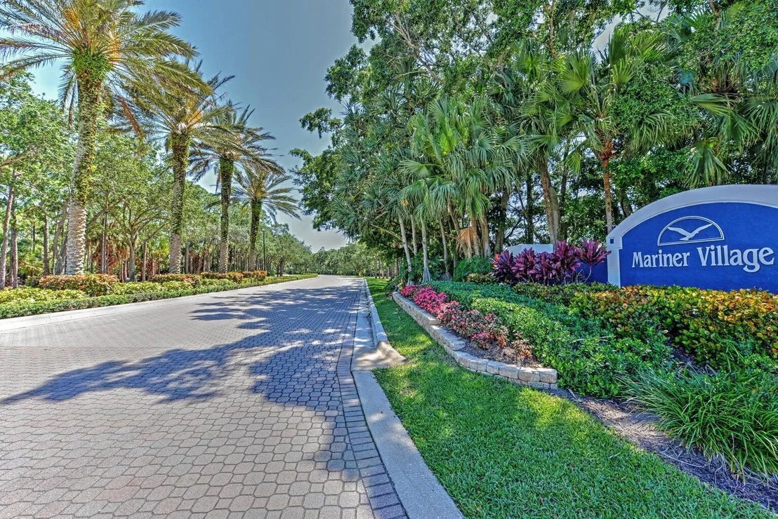 Photo of 7172 SE Seagate Lane