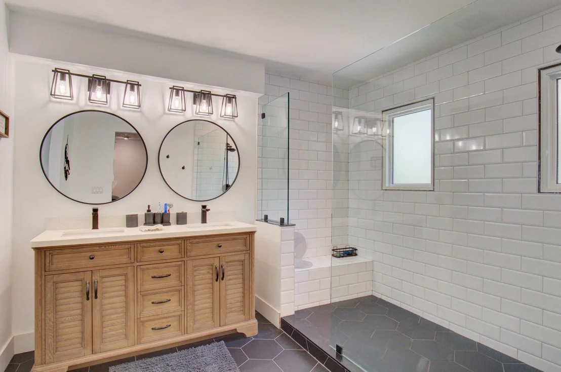 Photo of 4090 Mandarin Boulevard