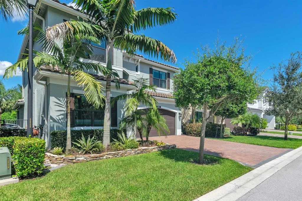 Photo of 8073 Rainforest Jasper Lane