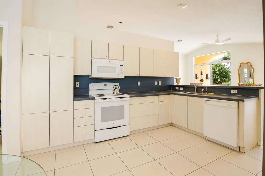 Photo of 5113 Bleu Lapis Drive