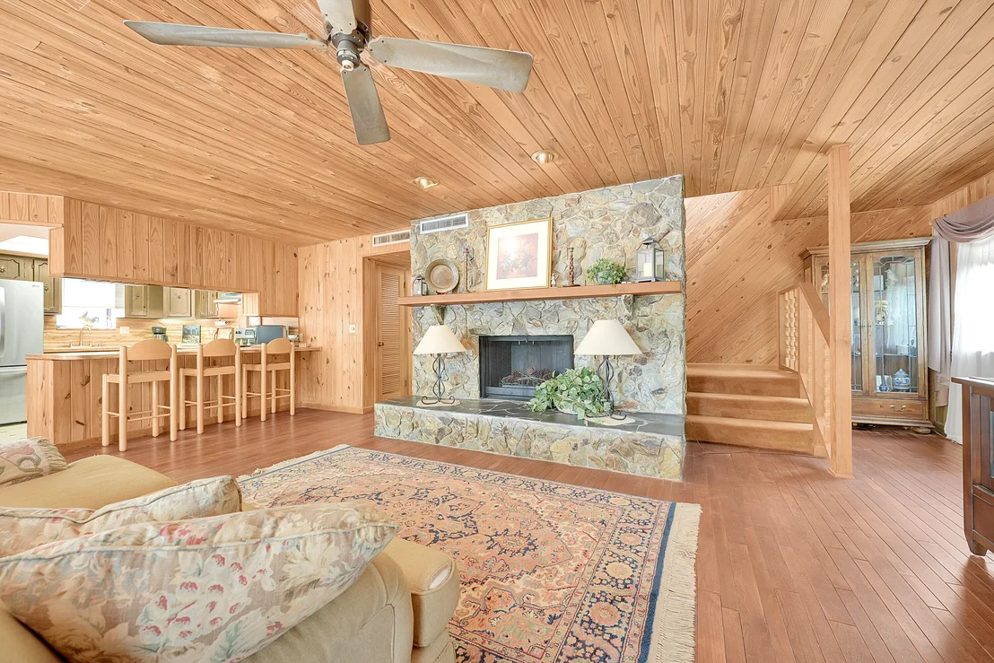 Photo of 16860 96th Terrace N