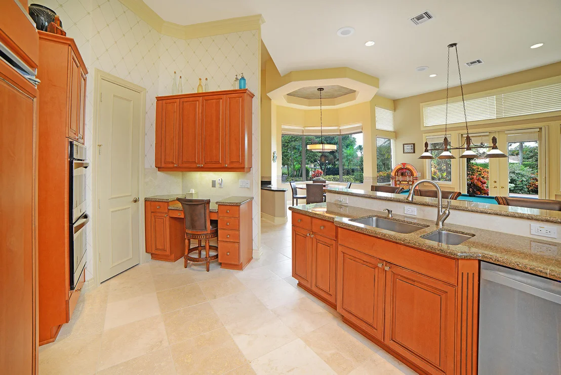 Photo of 7003 Mandarin Drive